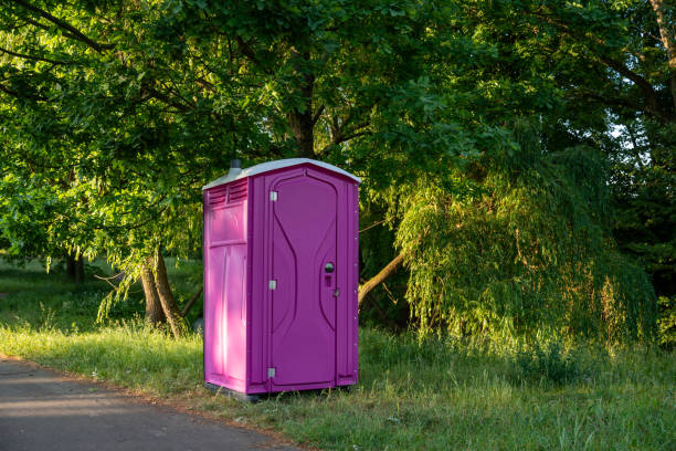 Best Porta potty rental near me  in Paris, IL